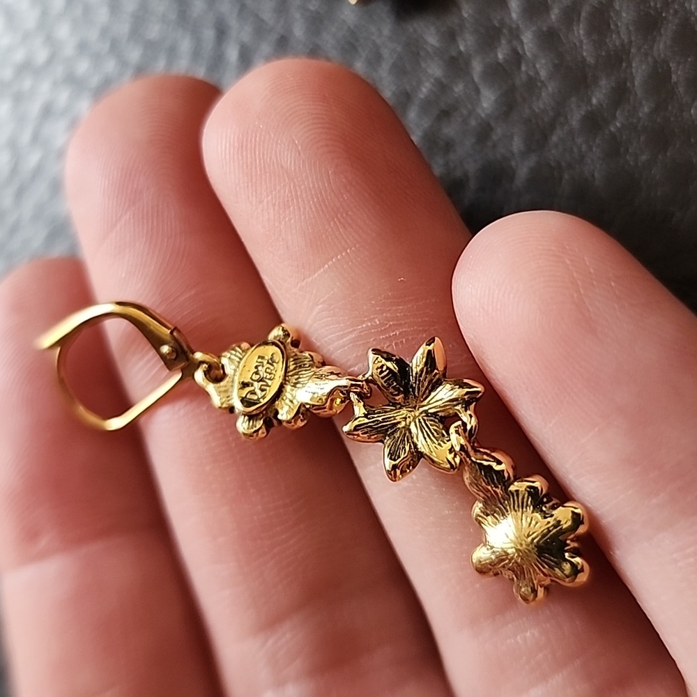 Joan Rivers earrings - Picture 9 of 10